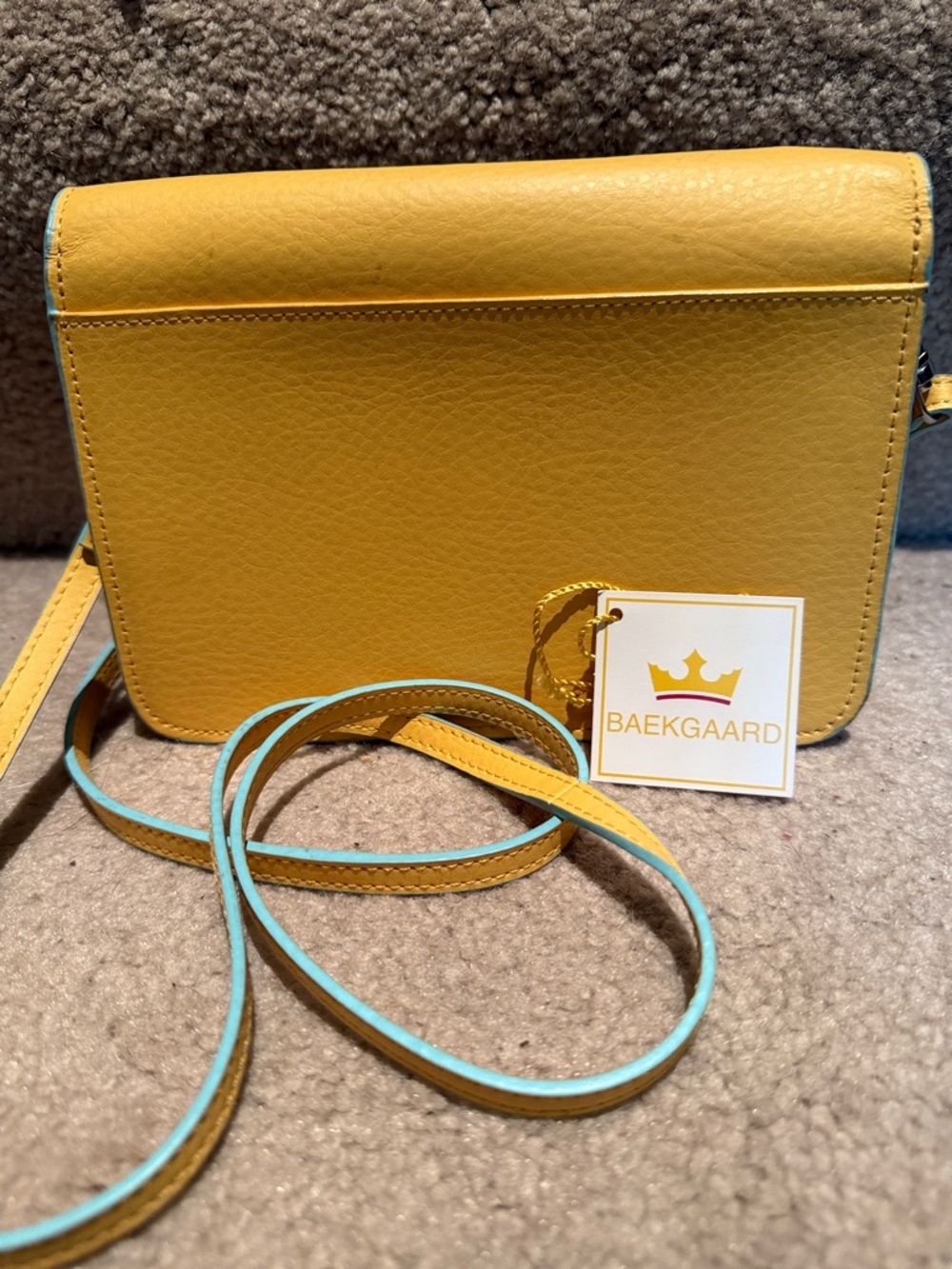BRAND NEW Baekgaard Yellow Leather City Hipster Crossbody. Lemon/Caribbean Blue - Picture 4 of 9